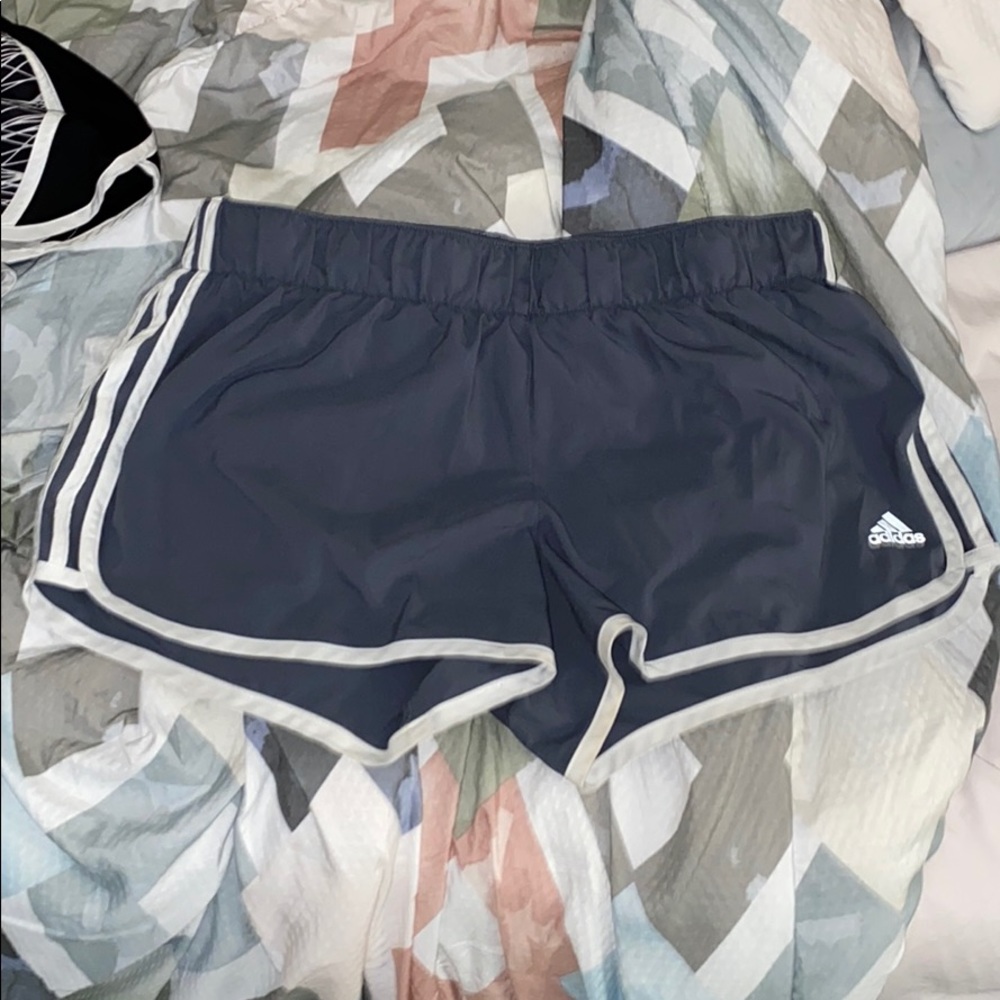 Bew Adidas Aktiv shorts